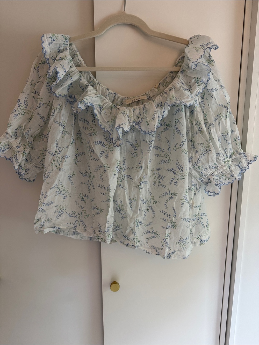 Doen Light Blue Floral Ruffle Women's blouse
